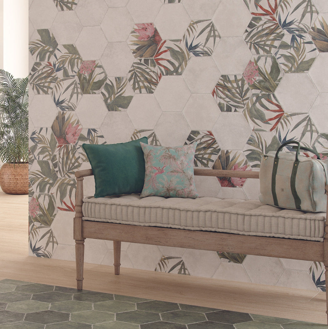 Caribbean Floral White Hex 23x27cm